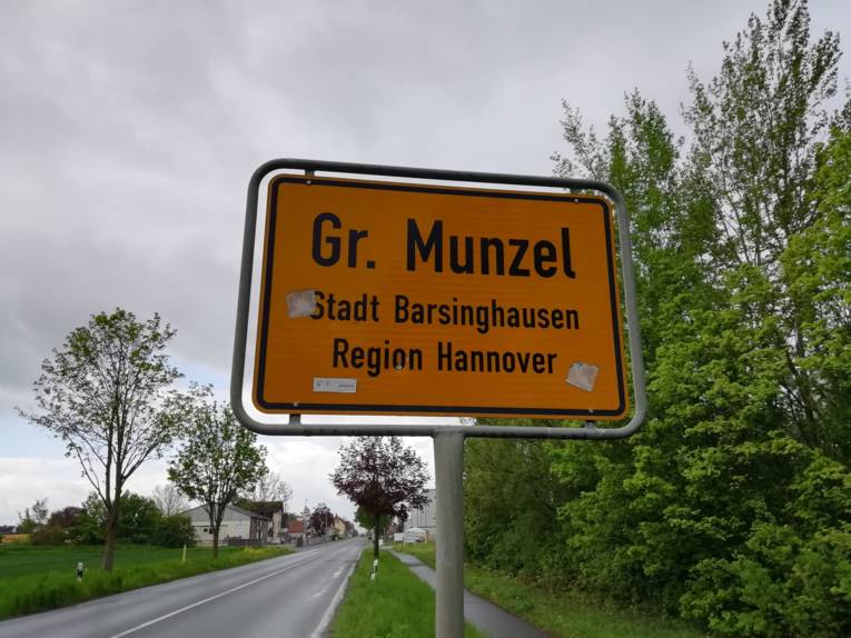 Ortseingangsschild Groß Munzel